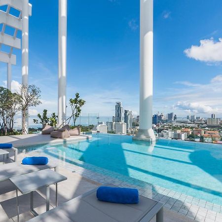 Arbour Hotel And Residence Pattaya Exterior foto Infinity pool at the rooftop