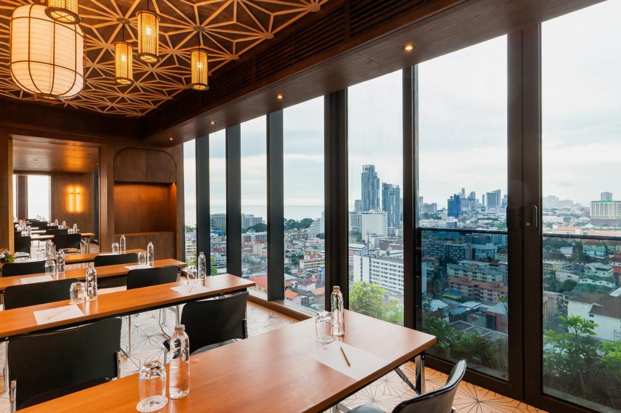 Arbour Hotel And Residence Pattaya Exterior foto Meeting room at the 36th floor