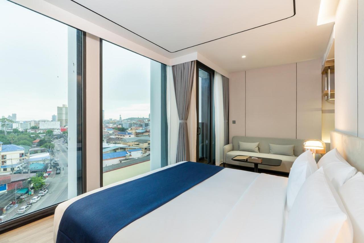 Arbour Hotel And Residence Pattaya Exterior foto Deluxe Room